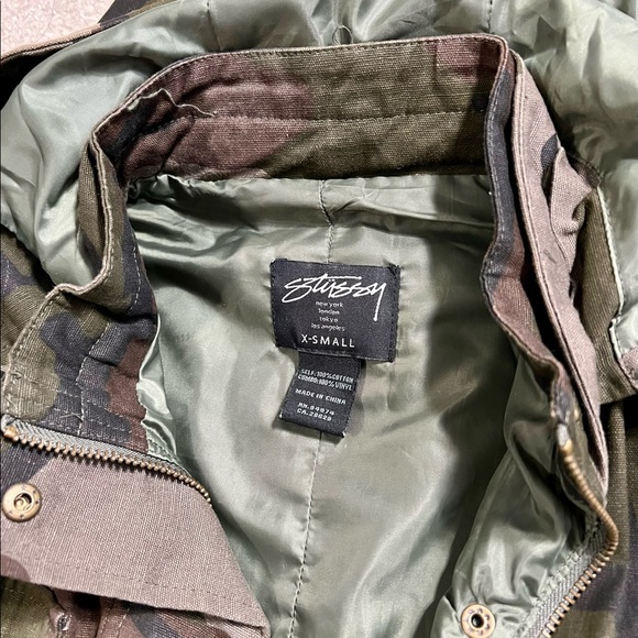 Stussy Camo vest sleeveless jacket XS - Picture 5 of 8